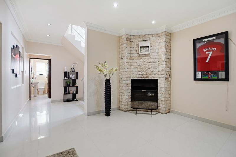 5 Bedroom Property for Sale in Parklands Western Cape